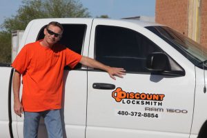 Discount Locksmith Independent Technician Chris